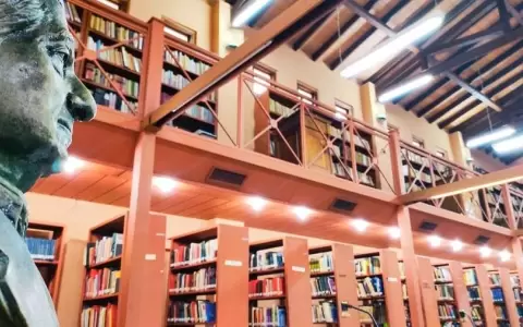 Con un conversatorio la Biblioteca Municipal celebra sus 79 a�os