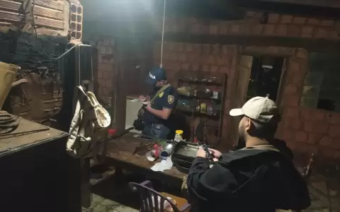 Allanan viviendas y detienen a cinco presuntos implicados en secuestros en PJC