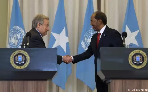 Secretario General de la ONU visita por sorpresa Somalia