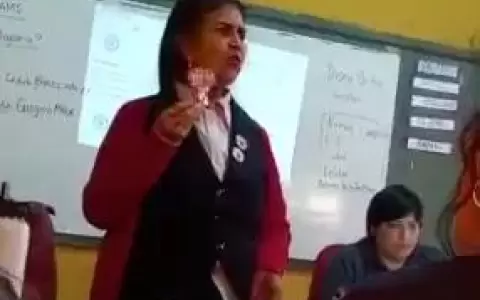 Indignante proselitismo en colegio p�blico