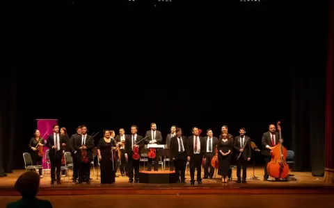 Concierto de la OCMA con solistas invitados en el Teatro Municipal