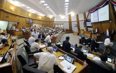 Una costumbre: diputados dejan otra sesi�n sin cu�rum