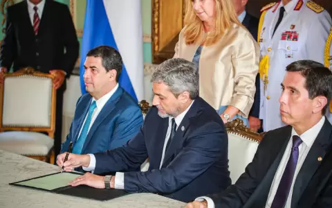 Abdo apoyar�a traslado de feriado s�lo si el Legislativo da la iniciativa