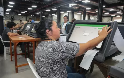 Las m�quinas de votaci�n se necesitan para las elecciones municipales 2026.
