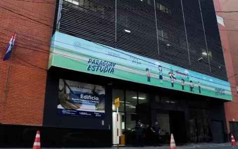 MEC responde a colegios religiosos subvencionados sobre situaci�n de docentes