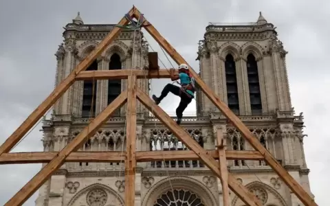 Notre Dame, la milenaria catedral de Par�s que ardi� en 2019