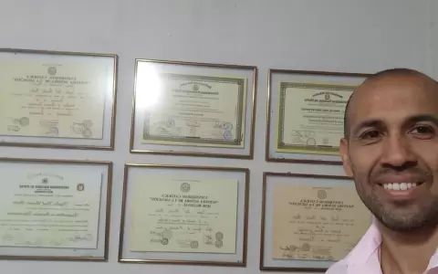 Candidato �guapito� rebate el discurso prebendarista