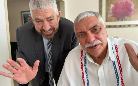 Senador �Kencho� Rodr�guez denuncia �manipulaci�n grosera� a la imagen de Lugo
