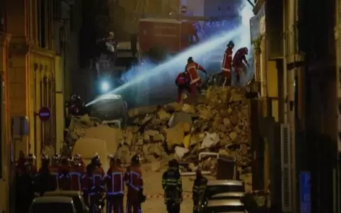 Edificio se derrumba en Marsella y deja al menos dos heridos