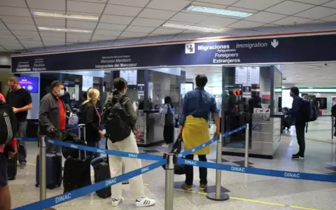 Masiva migraci�n por el "reencuentro santo"