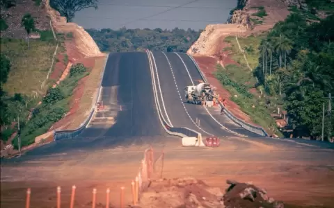 Reportan avance del 94 % en obras de duplicaci�n y ampliaci�n de la Ruta PY02