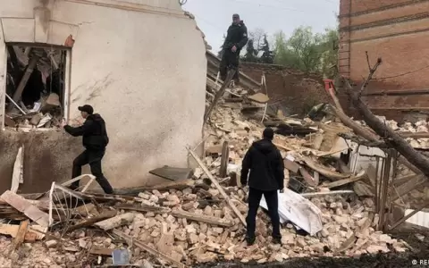 Zelenski denuncia ataque contra museo que dej� un muerto
