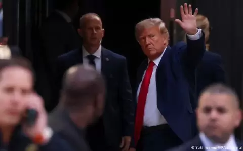 Donald Trump llega a Nueva York en medio de una gran expectaci�n