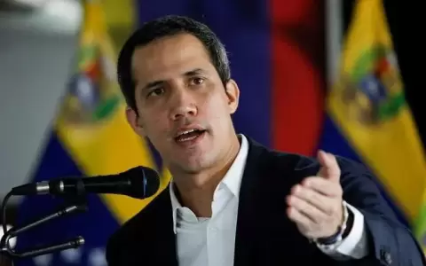 Guaid� llega por sorpresa a Colombia para unirse a la conferencia internacional sobre Venezuela organizada por Petro