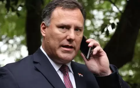 Imputan a exministro de Obras por estafa del metrob�s