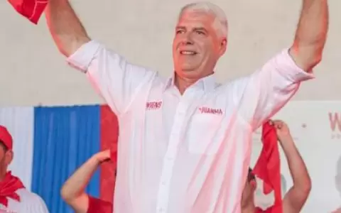 Elecciones: Wiens advierte sobre el "desaf�o de una guerra ideol�gica"
