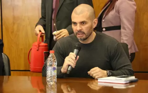 Diputado propone ba�os unisex en edificios p�blicos y privados