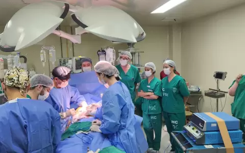 Cirug�a en el Hospital de Cl�nicas.