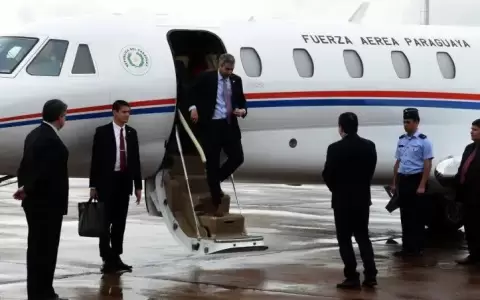 Abdo confirma destinos de los que ser�n sus �ltimos periplos como presidente