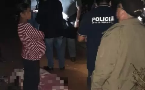 Terrible: hombre habr�a quemado su vivienda con su pareja adentro