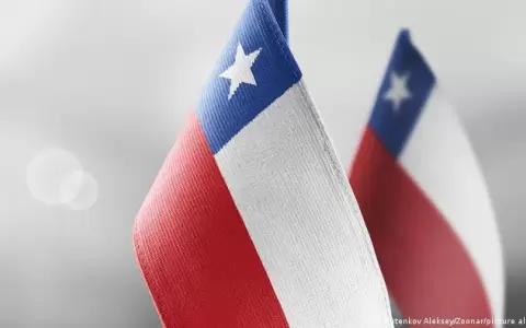Listo el primer borrador de nueva Constituci�n de Chile