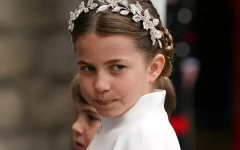 La princesa Charlotte se convirti� en la estrella sorpresa de la coronaci�n de su abuelo, Carlos III