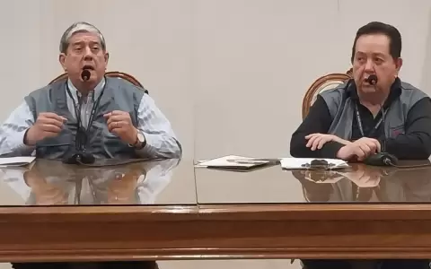 Asesores del TSJE explican procedimiento de las actas y vuelven a descartar fraude