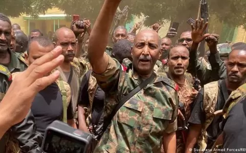 Ej�rcito de Sud�n suspende negociaciones de tregua con paramilitares