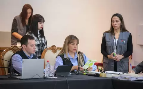 TSJE inici� apertura de sobres electorales