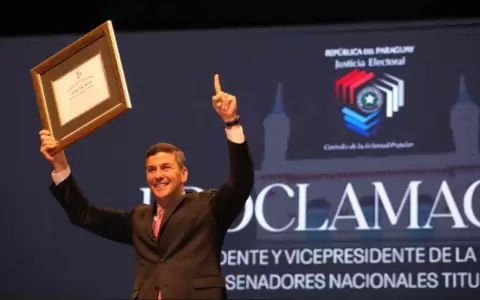 Pe�a en acto de proclamaci�n: "Nadie es lo suficientemente fuerte para gobernar en solitario�