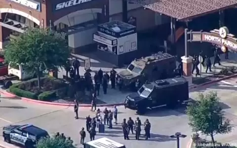 Tiroteo deja varios muertos en centro comercial de Texas, en EE. UU.