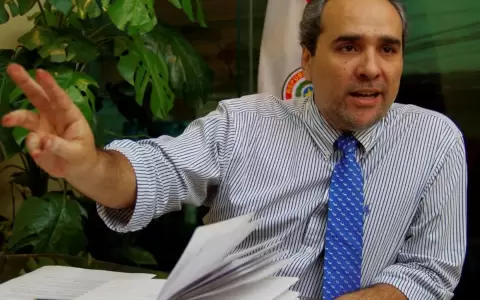 Experto destaca los desaf�os econ�micos para el nuevo gobierno