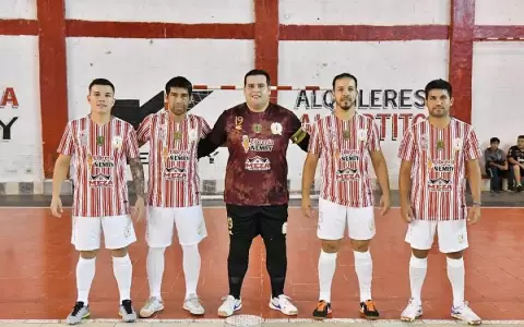 Sportivo Jos� Meza debuta con una goleada ante Atenas