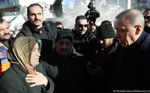 Elecciones en Turqu�a: frustraci�n y rabia en la zona afectada por el terremoto