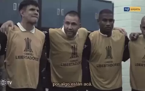 La motivadora charla de Antol�n Alcaraz en la Copa Libertadores