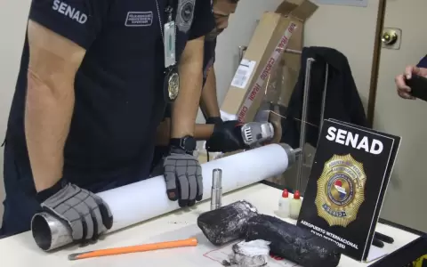 Incautaron cilindros con destino a Gran Breta�a, conten�an 8 kilos de coca�na