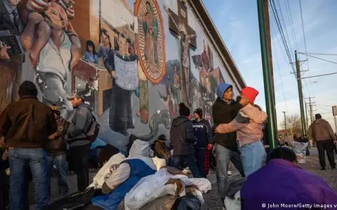 Biden advierte de situaci�n "ca�tica" en frontera con M�xico