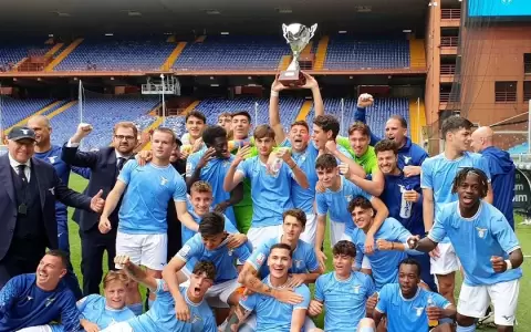 Diego Gonz�lez anota y grita campe�n con Lazio