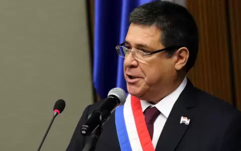 "Que te toquen la familia fue dur�simo", dice Cartes sobre sanci�n de EE. UU.
