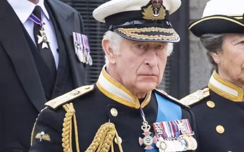 El hombre que predijo la muerte de Isabel II pone fecha a la de Carlos III