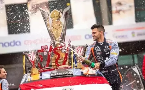Pilotos paraguayos dominan el podio del Erechim Rally Brasil