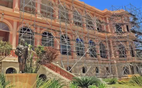 Asunci�n al mando: Palacio de L�pez estar�a plenamente restaurado para el 15 de agosto