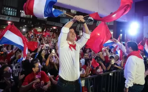 Santiago Pe�a, nuevo presidente electo del Paraguay