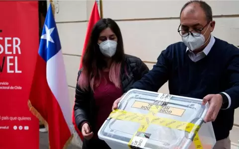 Chile vota por un nuevo consejo que entierre la Constituci�n de Pinochet
