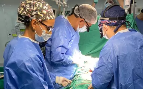 Instituto Nacional de Cardiolog�a realiza el primer trasplante de coraz�n del a�o