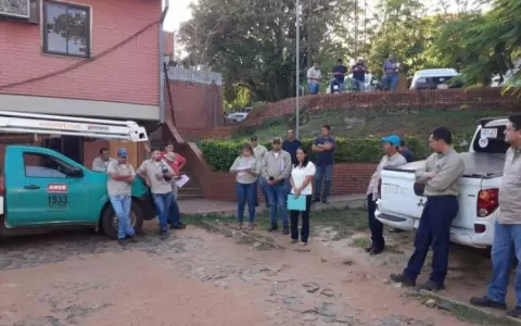 Usuarios morosos de la ANDE ya sufren desconexi�n del servicio