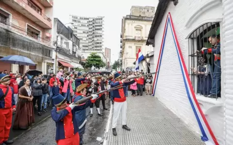 �Paraguayos, Rep�blica o muerte! 212 a�os de ser libres y soberanos
