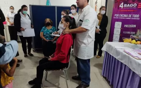 Salud impulsa acciones para cuidado de las tiroides en el Hospital Barrio Obrero