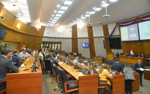 Diputados aprueban mantener emergencia por casos de feminicidios