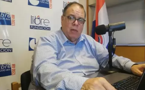 "El negociado es el principal factor de acci�n y gesti�n del Gobierno", lamentan